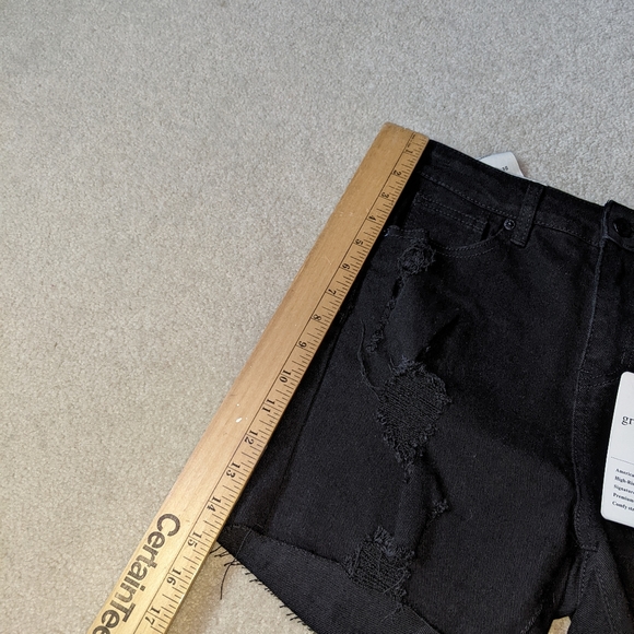 Great smokey Los Angeles distressed black denim shorts - Picture 4 of 14